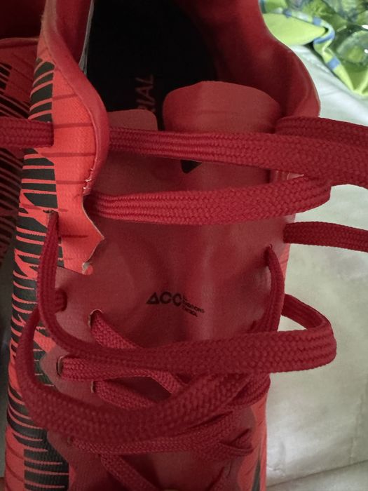 Продам бутсы Nike mercurial новые !