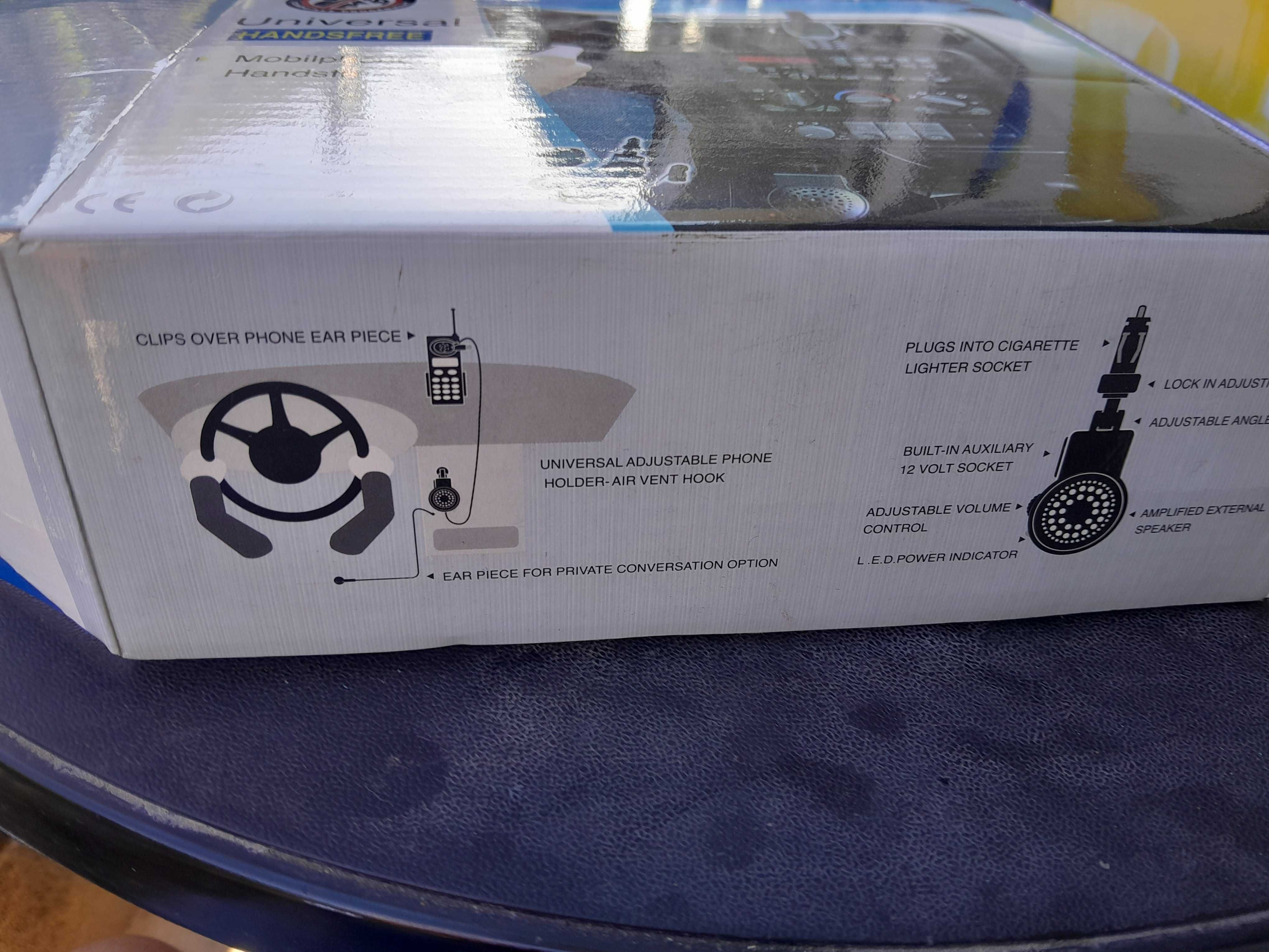Universal handfree mobilphone