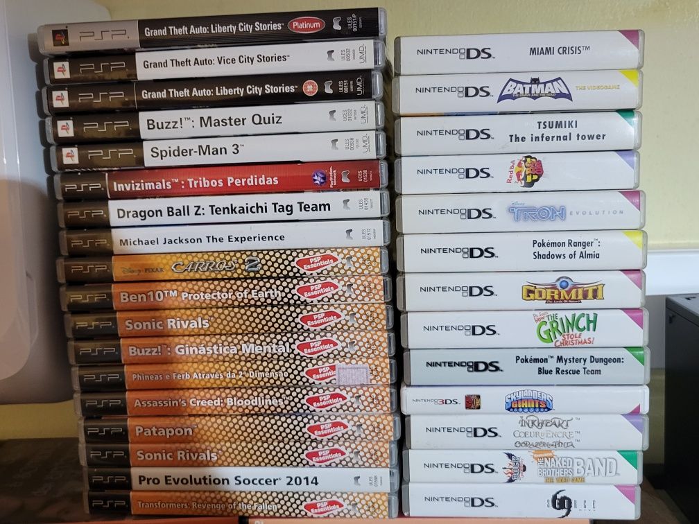 Vendo Vários Jogos PSP e Nintendo DS