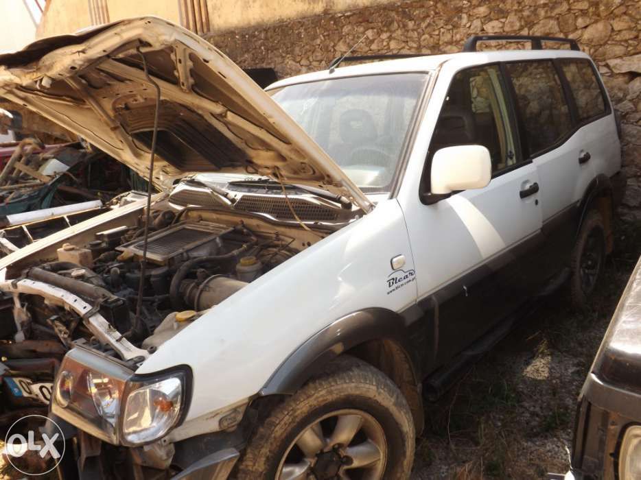 Nissan terrano 2 peças