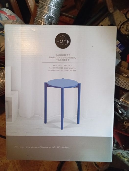 Niebieski taboret nowy nie rozpakowny