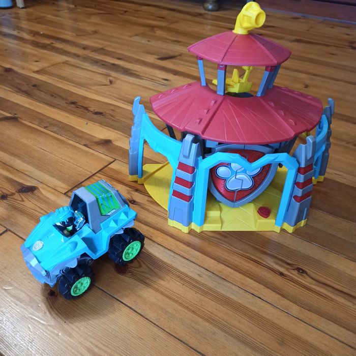 Psi patrol Dino baza z samochodem i pieska