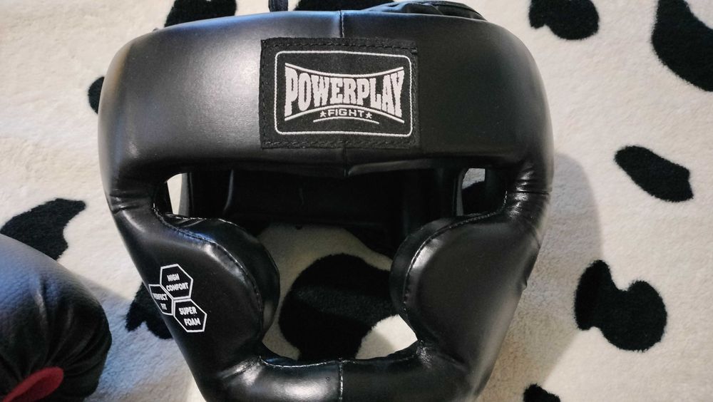 Шолом боксерський новий Power playі рукавиці шкіряні