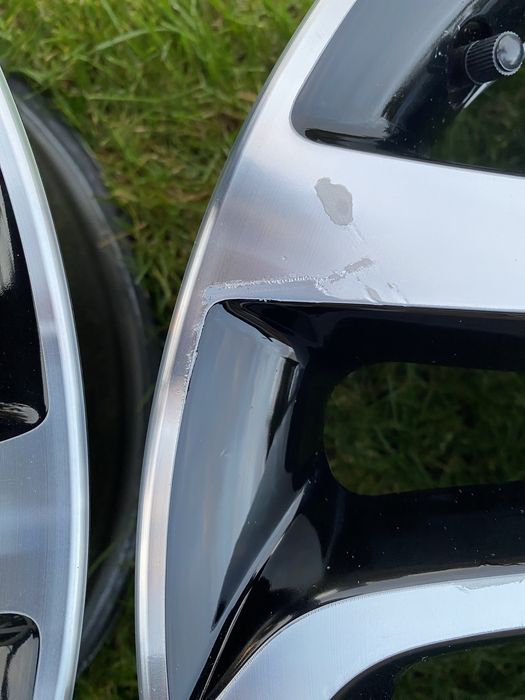 Oryginalne felgi aluminiowe 17 cali 4x100 Renault Captur Clio Scenic