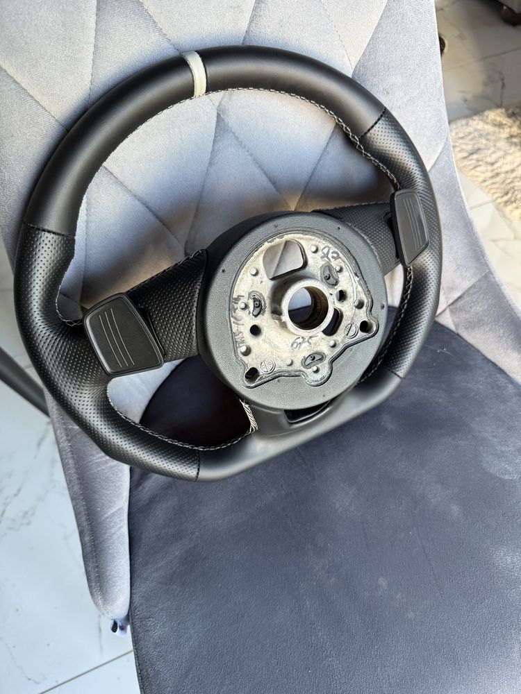 Kierownica scieta a4/a5 b9 lopatki