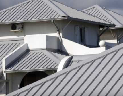 Сайдинг Євробрус. Блокхаус. Метал пластик. Сайдінг під дерево. Фасад.