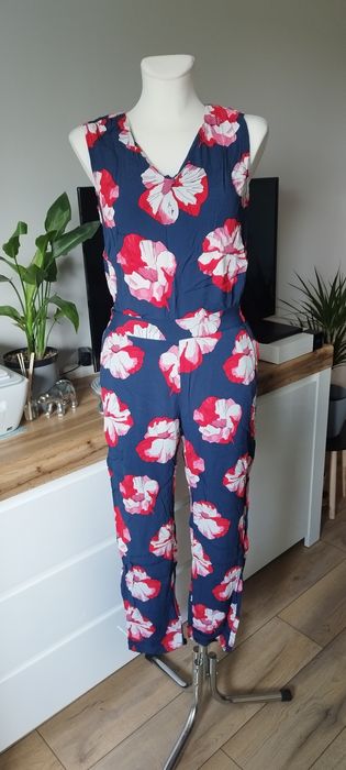 Komplet spodnie i bluzka w kwiaty rozmiar XS firmy Lindex