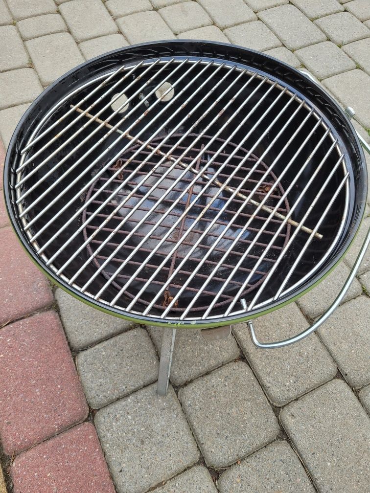 Zielony Grill węglowy Weber