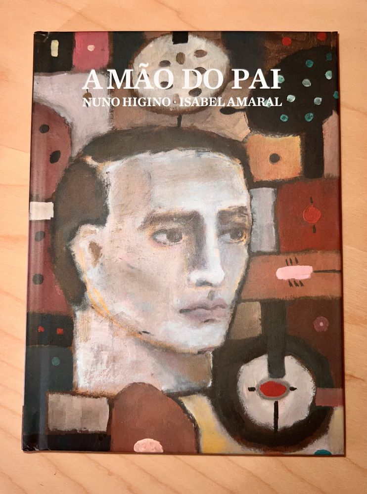 Luvro “A mão do pai”