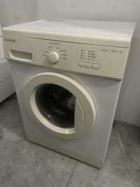 Maquina de Lavar roupa