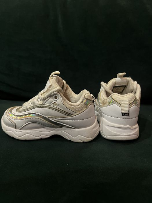 Дитячі кросівки Fila розмір 22