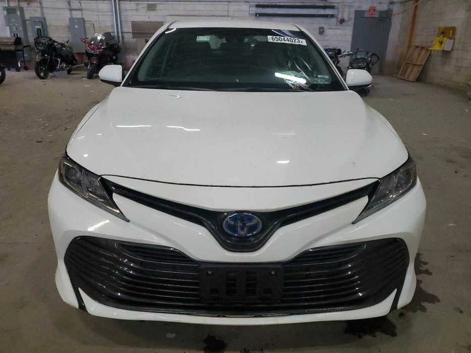 Toyota Camry 50 70 2011 - USA не разборка запчастини бампер комлект