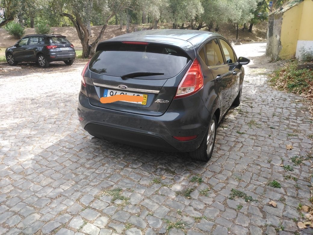 Ford Fiesta 1.0 2014 gasolina luzes diurnas