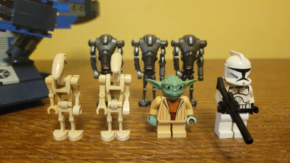 LEGO Star Wars ZESTAW 8018 Armored Assault Tank (AAT)