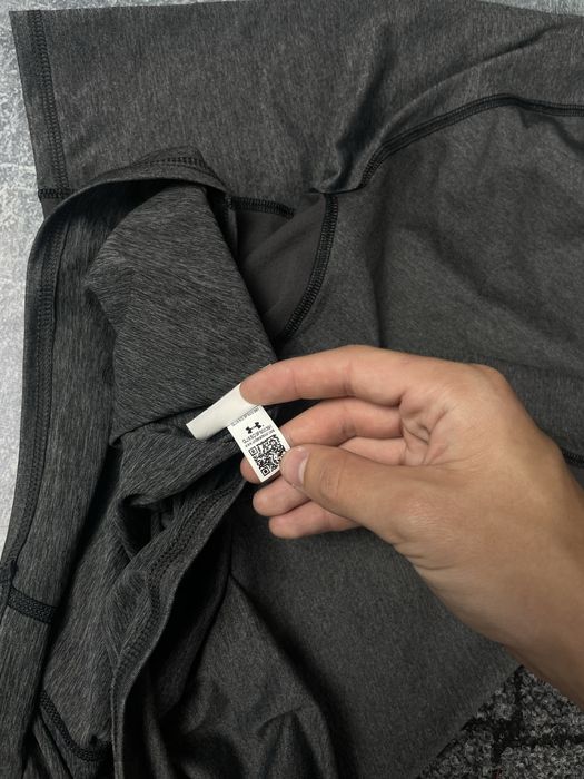 Компромесійна Термо Футболка Under Armour з логотипом на грудях