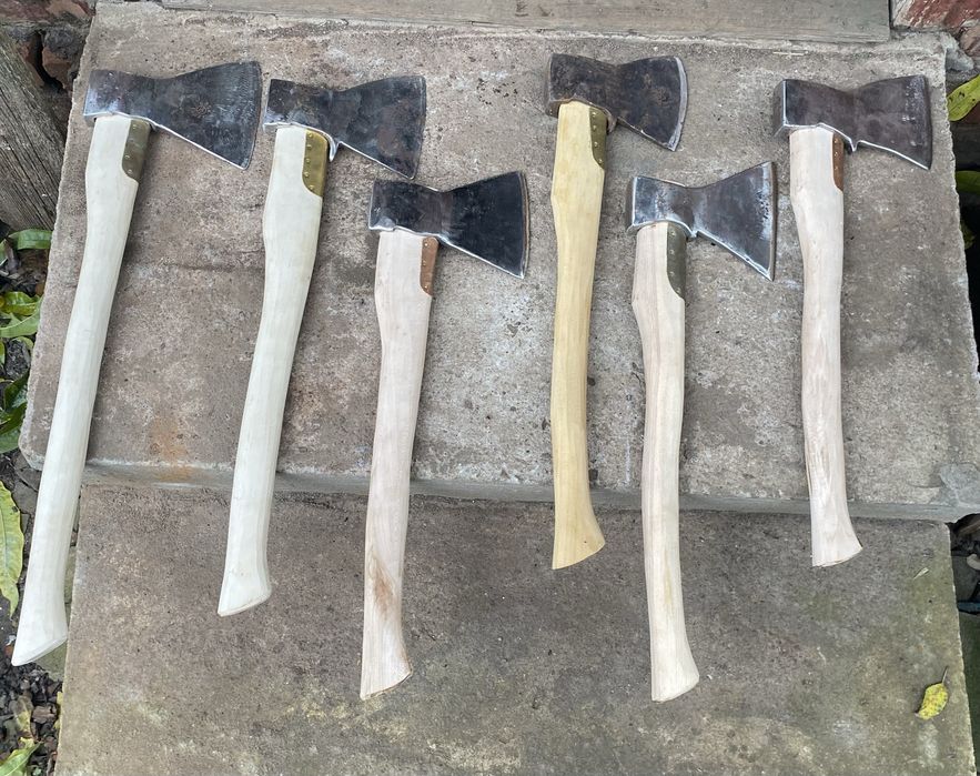 Продам радянські сокири