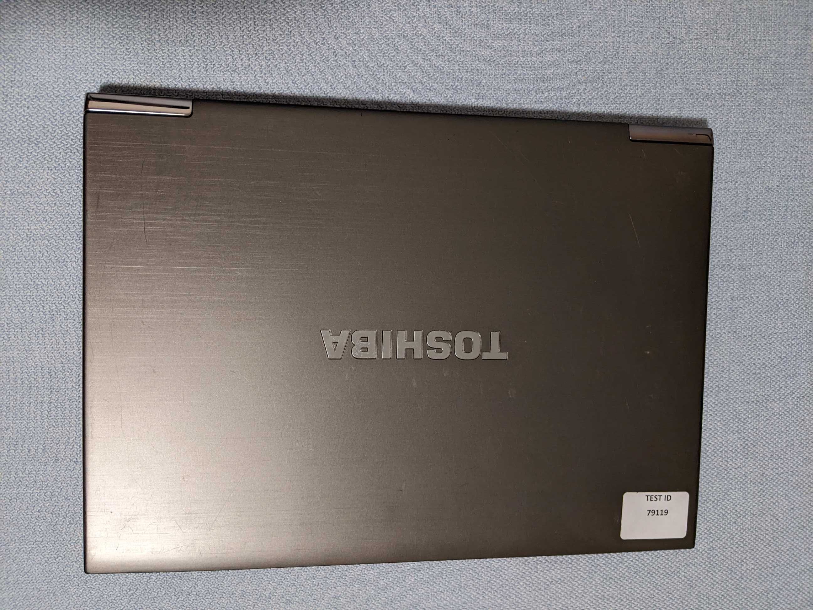 Ультрабук Toshiba 13.3" i5 6gb ram ssd 1,1кг підсвітка