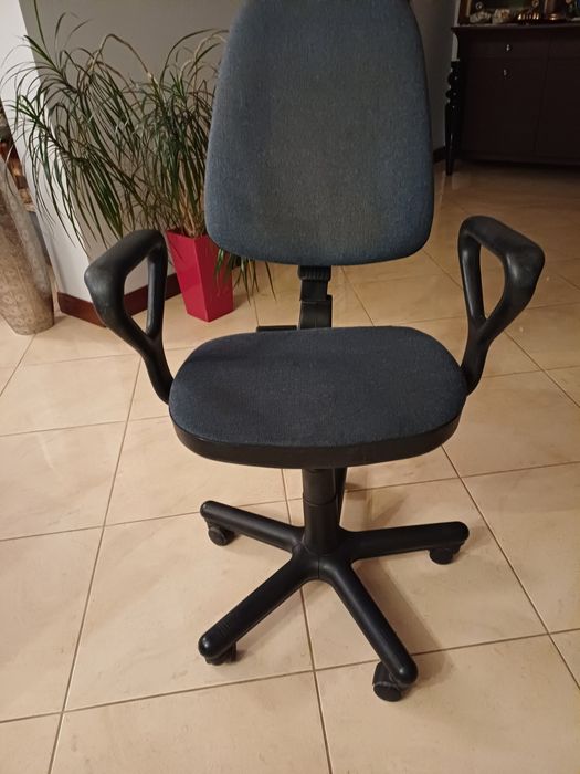 Sprzedam fotel biurowy
