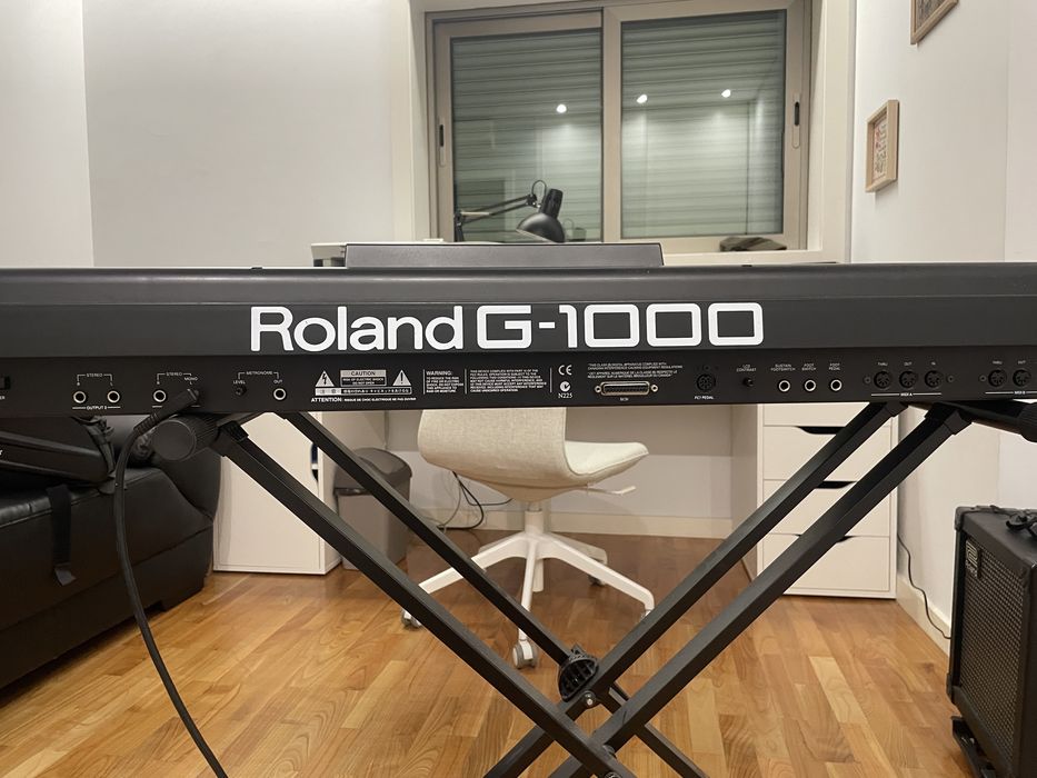 Teclado Roland G 1000 impecavel