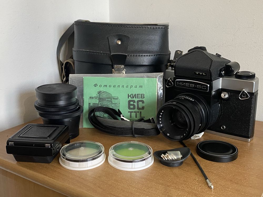 Aparat analogowy średnioformatowy Kiev 6c TTL | Dużo dodatków