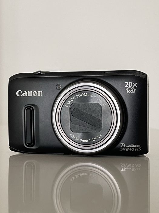Câmara Canon SX240 HS
