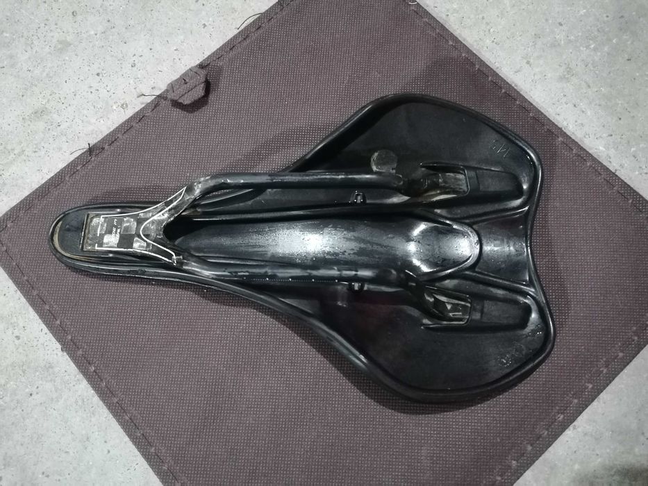 Selim Selle Italia SLR Carbono