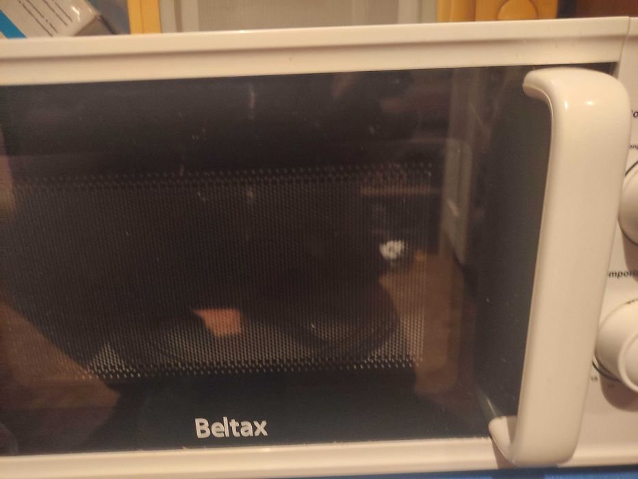 Microndas Beltax 1200 W bom estado