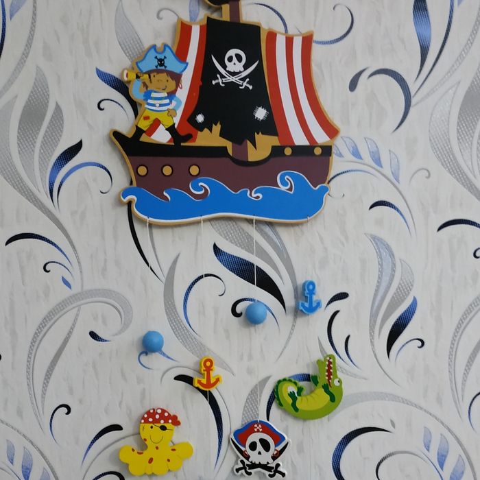 Дерев'яна піратська підвіска двомтороння