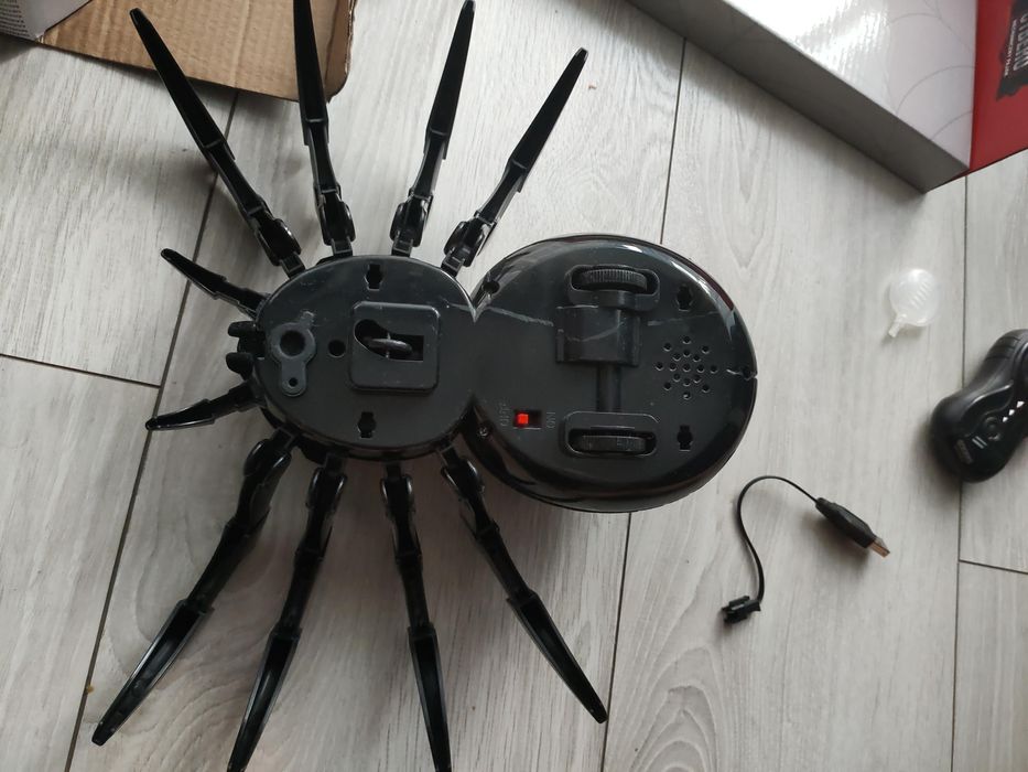 Pająk zdalny pilot, mechaniczny pająk