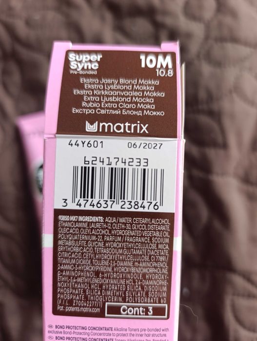 Фарба для волосся Матрікс 10М/10.8