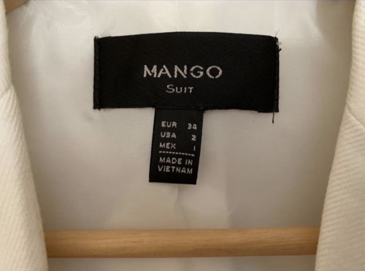 Casaco comprido Mango/ Blazer Mango