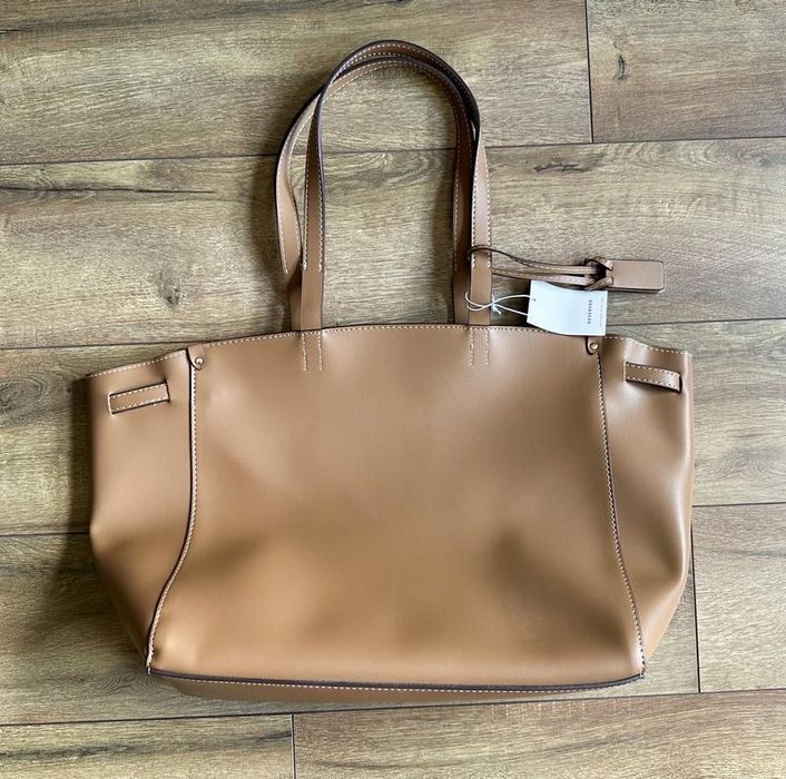 Сумка коричнева жіноча вмістка reserved трендова шопер великс