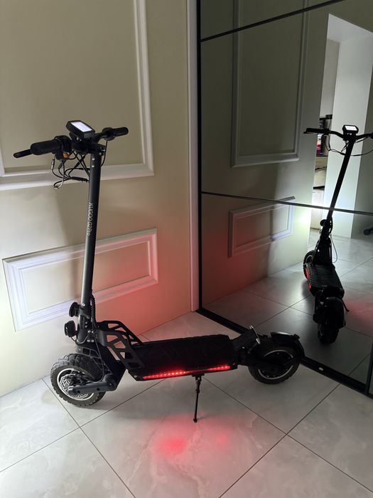 Продам електросамокат KUGOO G2 PRO offroad 2024 року  1000W 18ah