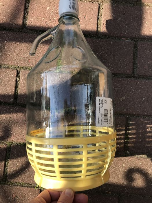 gąsior z zakrętką dama 5 litrów z koszyczkiem