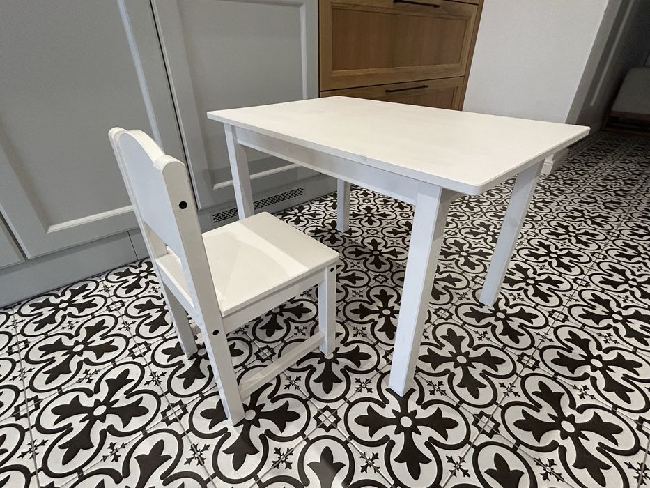 Krzesełko i stolik, sundvik białe ikea