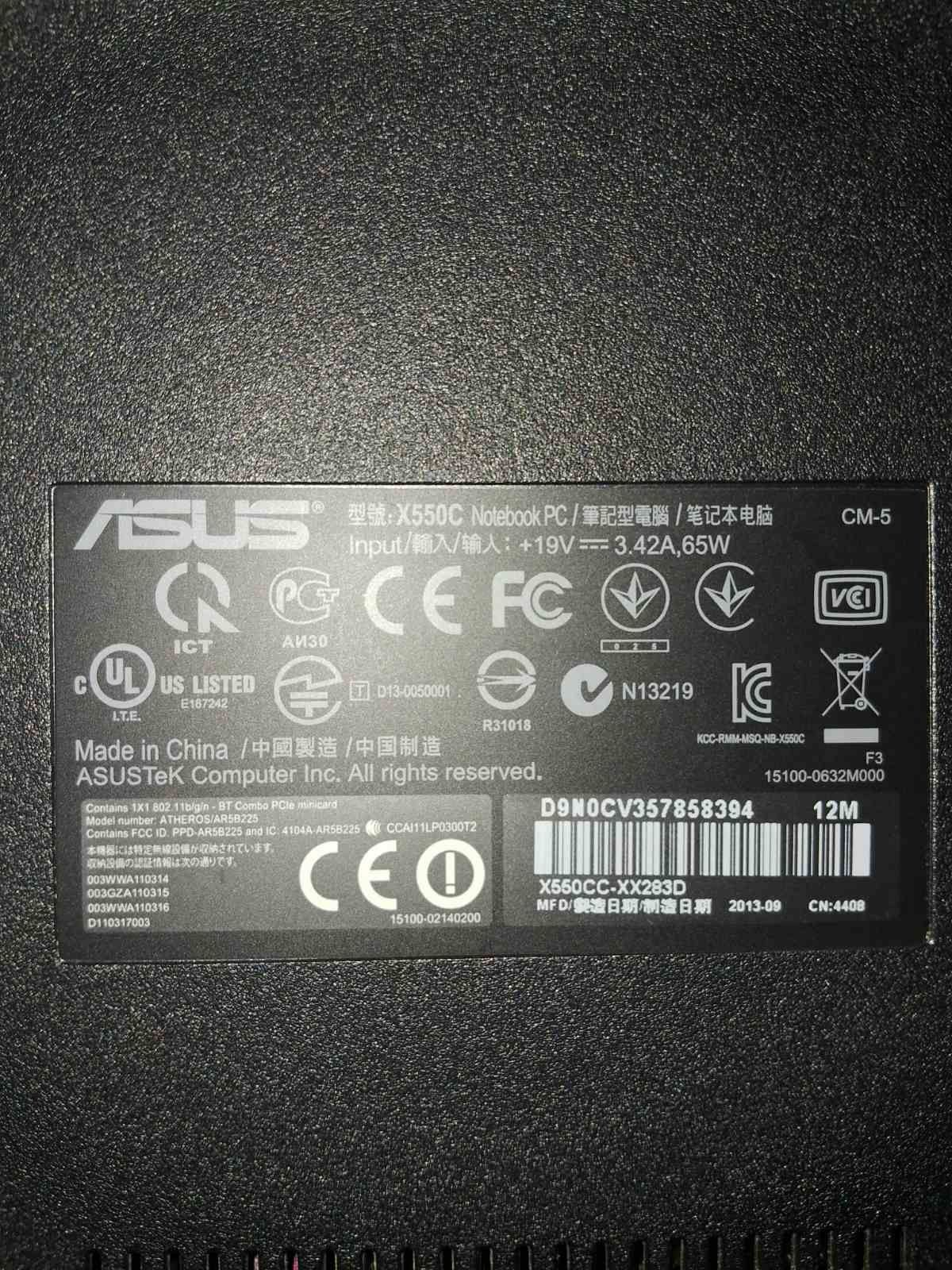 Продаю ASUS x550C i3-3217U /256 +750GB / 4GB. Стан ВІДМІННИЙ