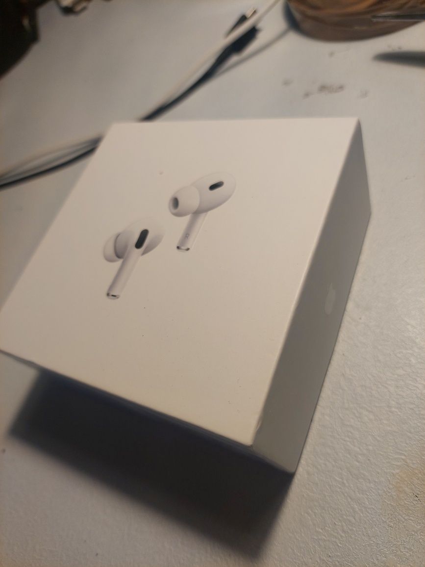 Apple AirPods pro 2 wraz z Etui