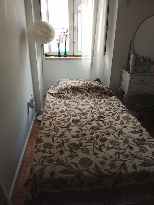 Estrutura cama + colchão