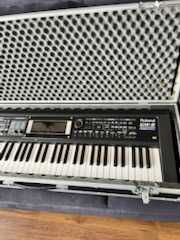 keyboard roland GW - 8