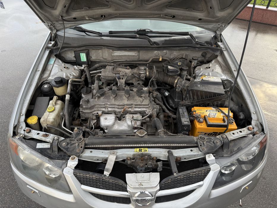 Nissan Almera 2005