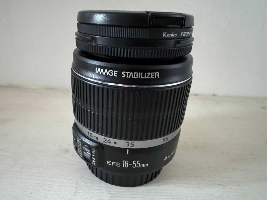 Obiektyw Canon EF-S 18-55mm f/3,5-5,6 IS