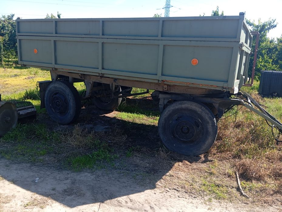 Przyczepa d35 z papierami wywrotka