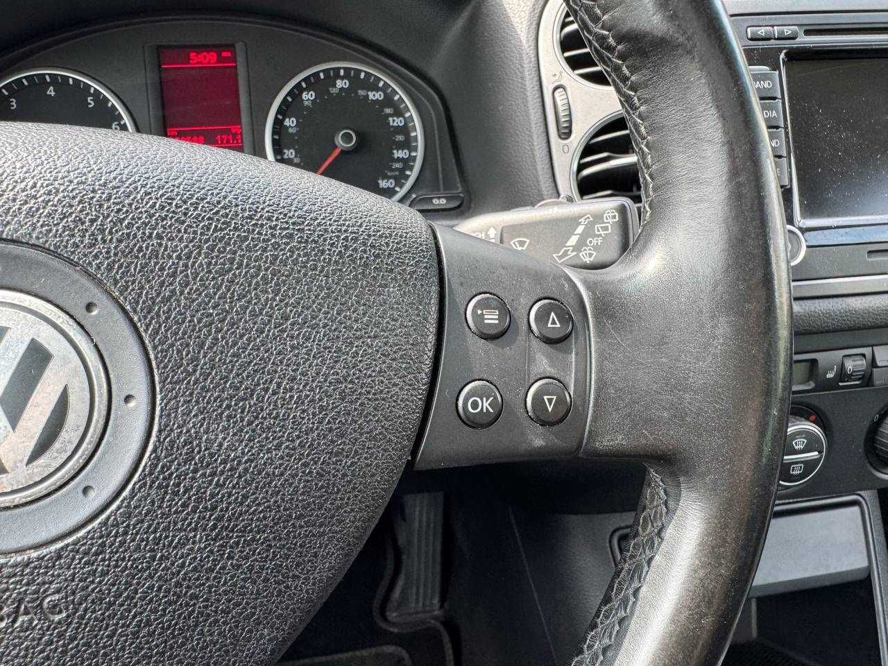 Volkswagen Tiguan 2008 Фольцваген Тигуан автомат панорама
