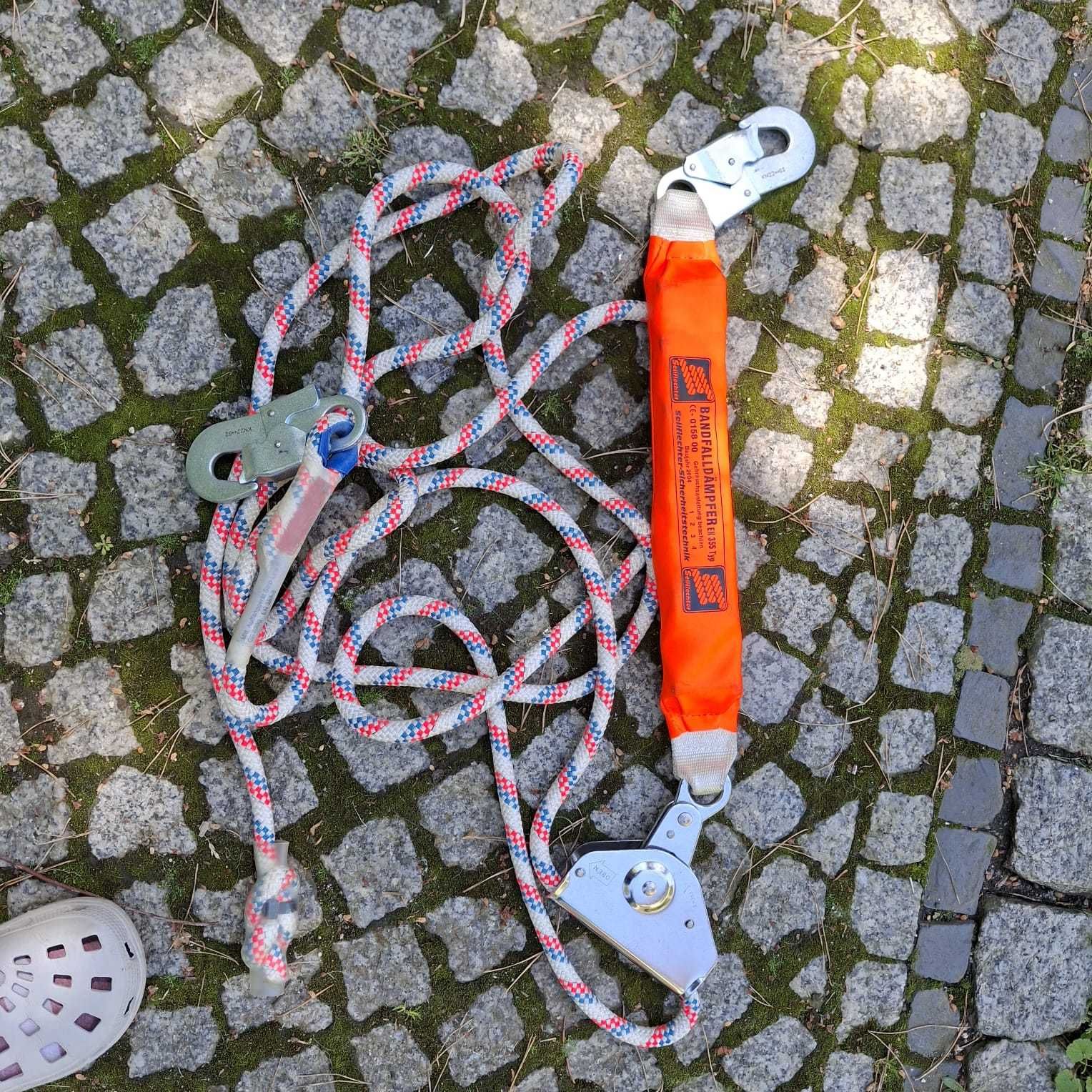 Zestaw zabezpieczający przed upadkiem z wysokości + szelki M-XL