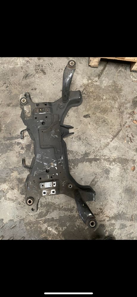 Charriot frente Volvo C30