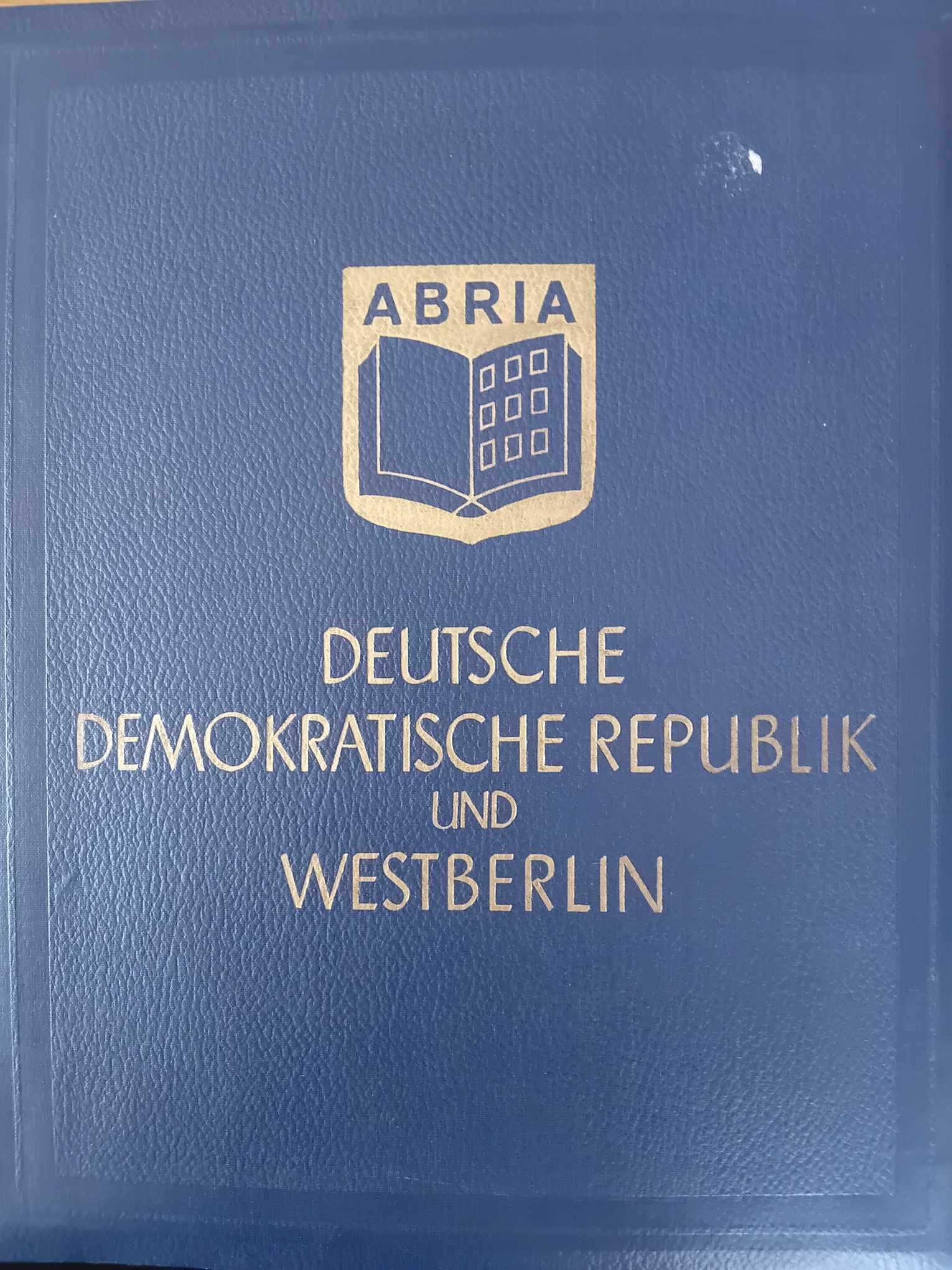 Sprzedam klaser znaczków z NRD