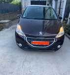 Peugeot 208 Active 1.2 VTI  gasolina 82 CV