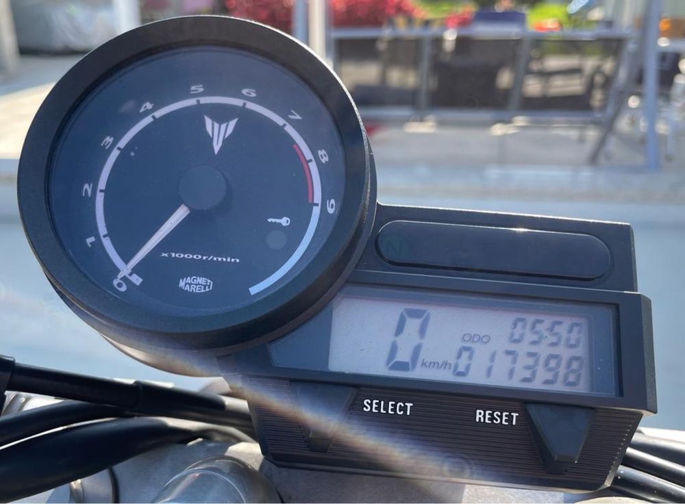 Yamaha MT-03.