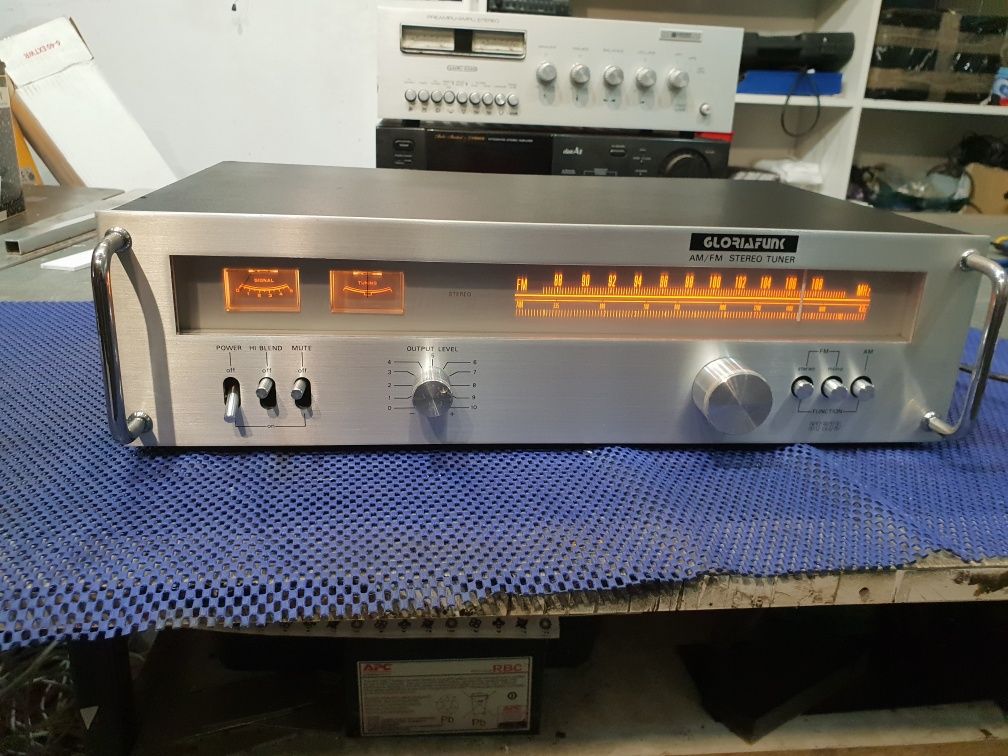 Tuner stereo Gloriafank  55 cm.