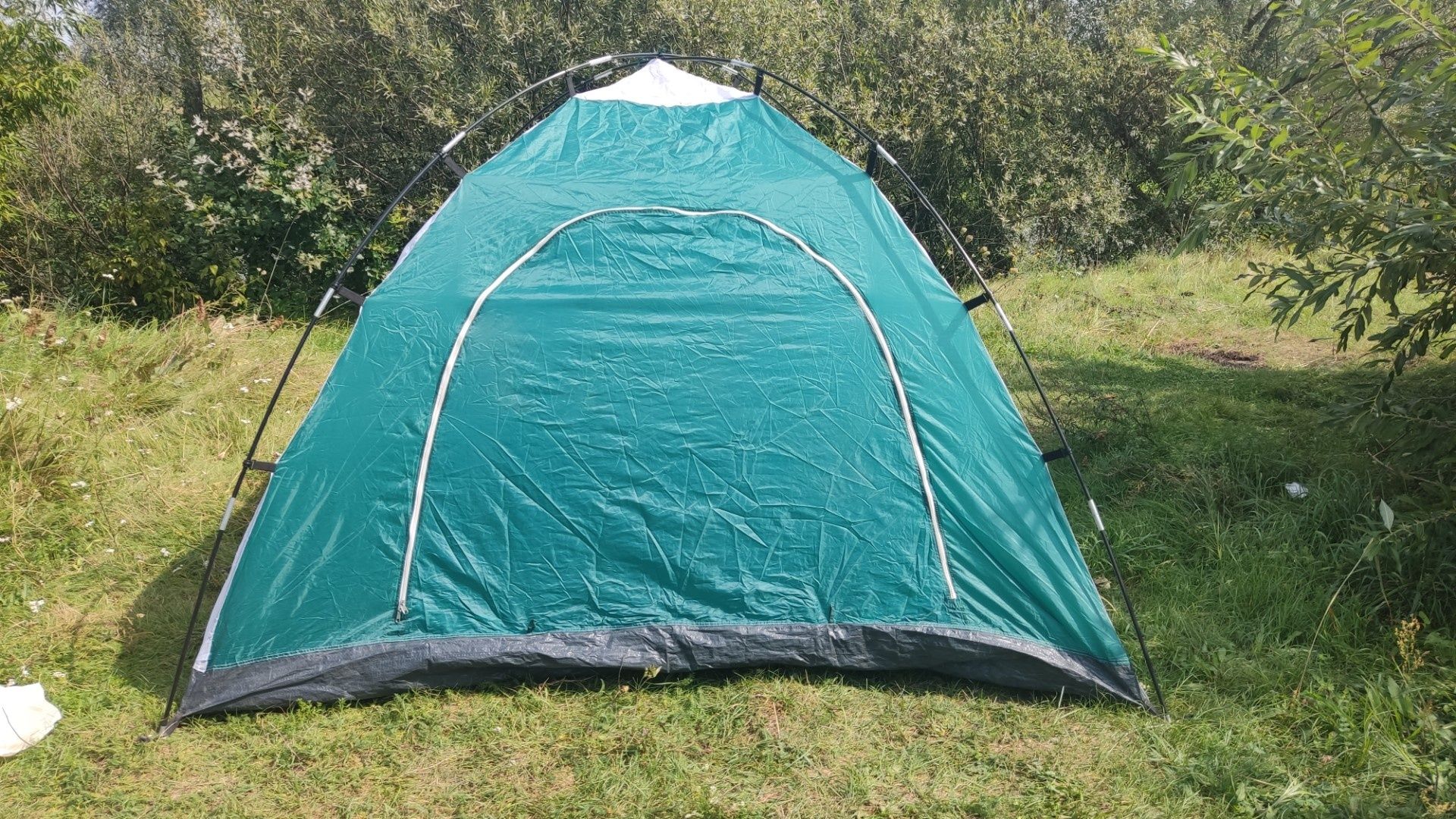 Палатка, намет 3-ьох місний для кемпінгу, відпочинку на природі